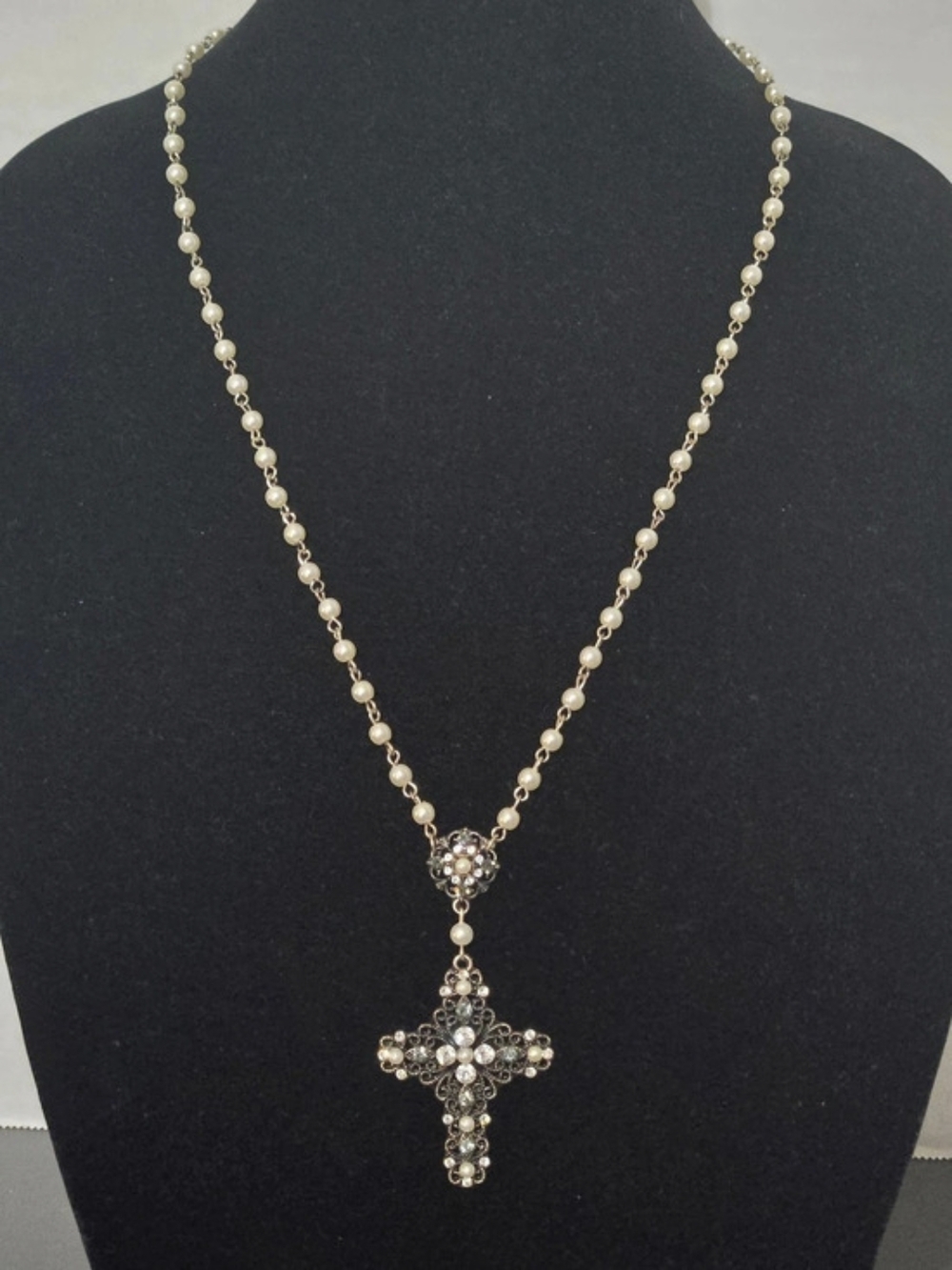 Pearl Beaded Cross Pendant Necklace